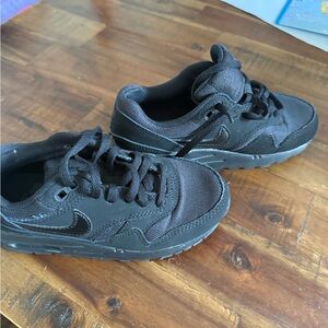 Nike Kids Black Sneakers
